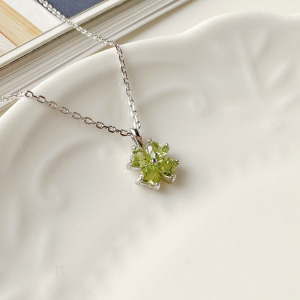 天然石│幸運草橄欖石 ‧ 純銀項鍊
