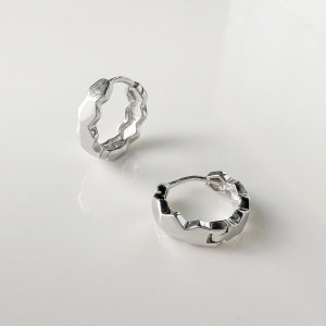 六角圈 ‧ 純銀耳環 (銀)