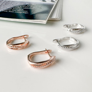 亮鑽U圈 ‧ 純銀耳環