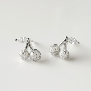 櫻桃鑽 ‧ 純銀耳環