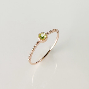 天然石│圓舞曲橄欖石 ‧ 純銀戒指