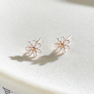 小白花 ‧ 純銀耳環