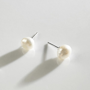 不規則珍珠 ‧ 純銀耳環