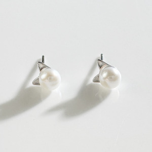珍珠小貓 ‧ 純銀耳環