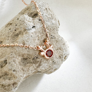 天然石│石榴石小麋鹿 ‧ 純銀項鍊