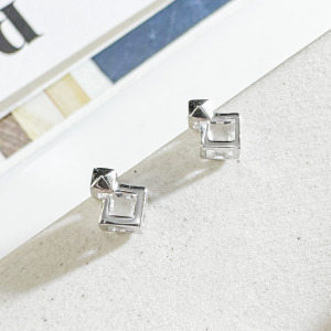 天然石│白水晶形影不離 ‧ 純銀耳環