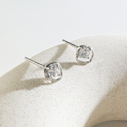 魅力方鑽 ‧ 純銀耳環