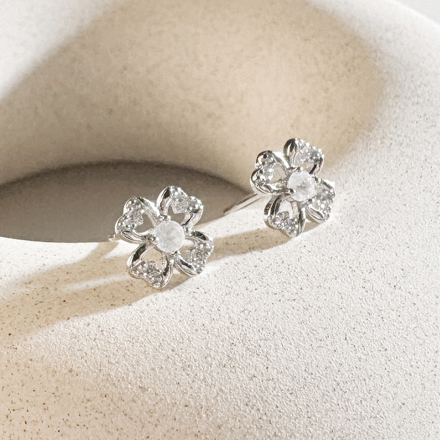 天然石│月光石遇見幸運 ‧ 純銀耳環