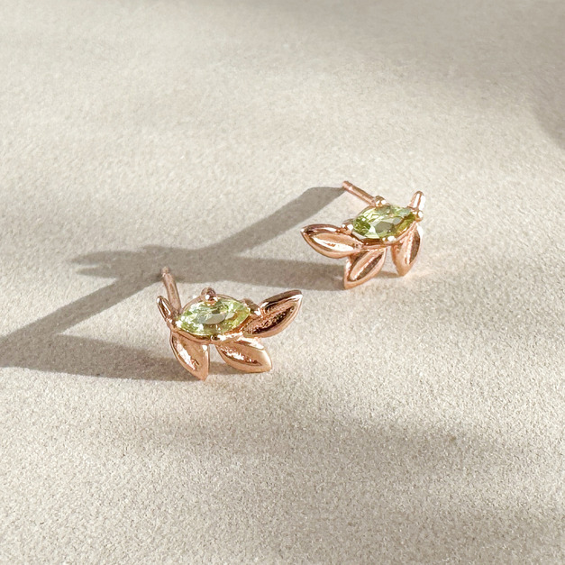 天然石│橄欖石月桂女神 ‧ 純銀耳環