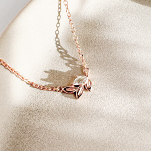 天然石│拉長石月桂女神 ‧ 純銀項鍊