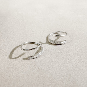 鑽圈 ‧ 純銀耳環 (銀)