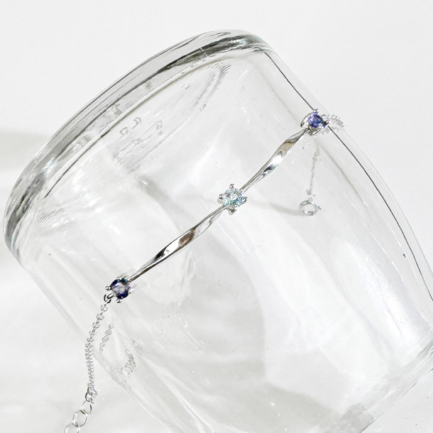 天然石│托帕石 ‧ 堇青石│扭轉時光 ‧ 純銀手鍊