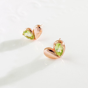 天然石│橄欖石片片真心 ‧ 純銀耳環