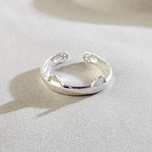 貓咪耳朵 ‧ 純銀戒指