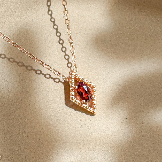 天然石│石榴石璀璨之光 ‧ 純銀項鍊