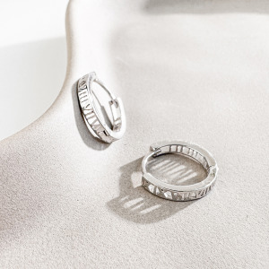 羅馬數字圈 ‧ 純銀耳環