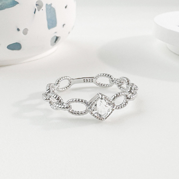 天然石│白水晶璀璨輪廓 ‧ 純銀戒指