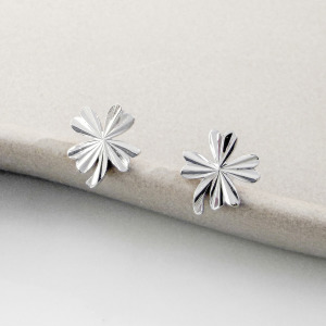 四葉草 ‧ 純銀耳環