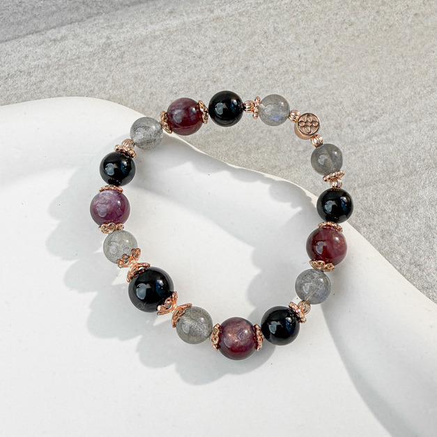 天然石│黑碧璽 ‧ 拉長石 ‧ 紫鋰雲母│光采動人 ‧ 水晶手串