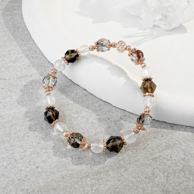 天然石│黑金超七 ‧ 月光石 ‧ 茶水晶│安然恬心 ‧ 水晶手串