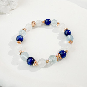 天然石│藍晶石 ‧ 月光石 ‧ 海藍寶│雲淡風和 ‧ 水晶手串