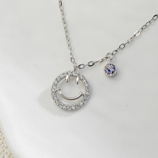 天然石│堇青石微笑滿鑽 ‧ 純銀項鍊