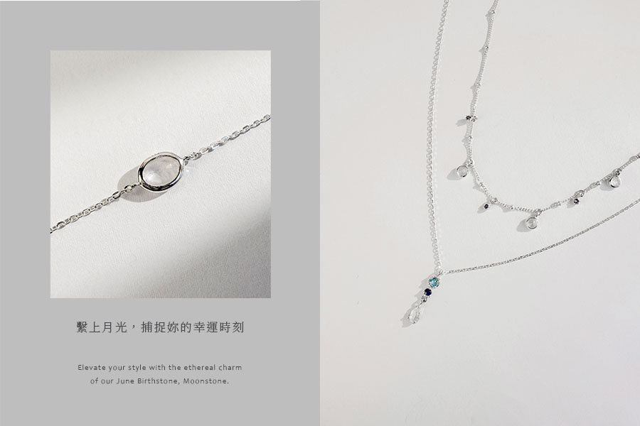 天然月光石近拍展示迷人的藍暈現象 (Adularescence) 與溫潤光澤，GIFT ACC. 輕珠寶細節
