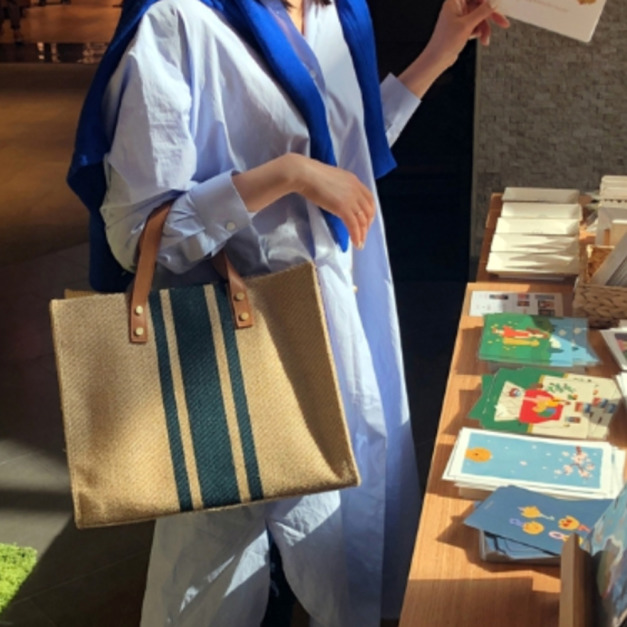 【BONum】ins韓版編織帆布輕便手提包- 藍條紋