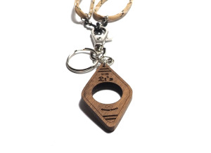 (大量採購) 2is WD05AD 眼鏡掛扣 胡桃木錀匙圈 客製化 手工製作 客製禮物