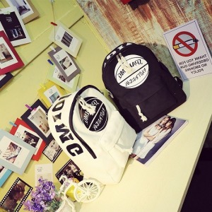 歐美運動風抽繩後背包-DoubleBear