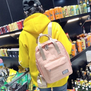 原宿風防水輕旅行後背包-DoubleBear