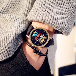 個性英字塗鴉手錶-DoubleBear