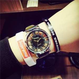 鏤空羅馬數字錶-DoubleBear