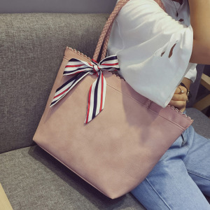 英倫風蝴蝶結藤編肩包-DoubleBear