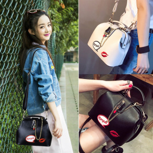 創新口紅搭配唇印小箱包-DoubleBear