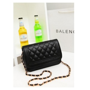 歐美菱格斜肩包-DoubleBear