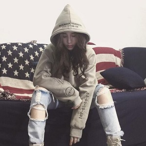 歐美暗黑數字條碼帽T-DoubleBear