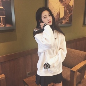 假兩件線條套頭連帽上衣-DoubleBear