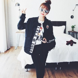 中性英字棒球外套-DoubleBear