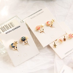 浩瀚行星宇宙耳夾-DoubleBear