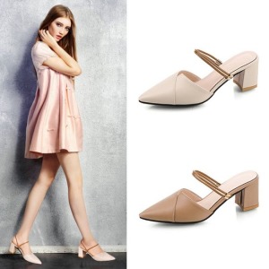 幾何交叉尖頭兩穿粗跟鞋-DoubleBear