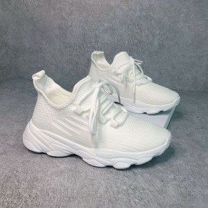 純色百搭輕盈飛織鞋-DoubleBear