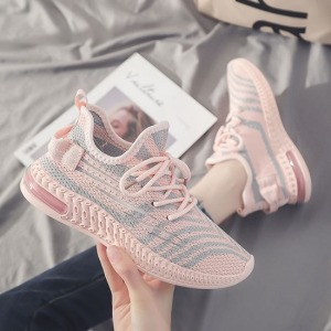 透氣網面飛織氣墊鞋-DoubleBear