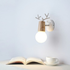 鹿角鐵與木結合工藝壁燈-DoubleBear