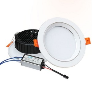 LED四核厚鋁嵌燈-DoubleBear