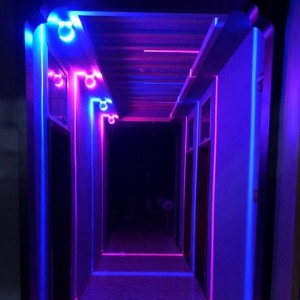 LED七彩一束光走道壁燈-DoubleBear