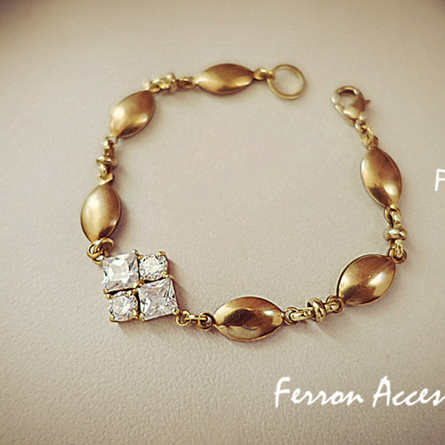 F12  菱形古典手鍊 