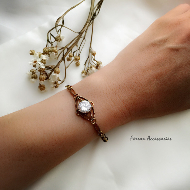 F67   古典窗花鋯石黃銅手鍊