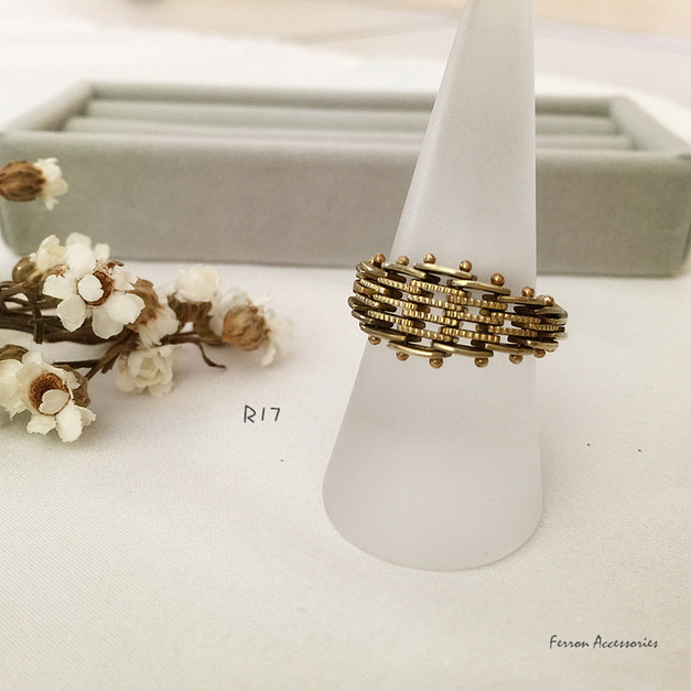 R17 菱形造型戒指