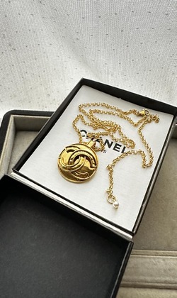 CHANEL 老件金色CC LOGO墜飾 客訂項鍊